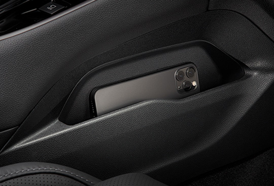 <sg-lang1>Centre Console Side Pocket (passenger's side)</sg-lang1><sg-lang2></sg-lang2><sg-lang3></sg-lang3>