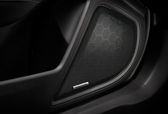 <sg-lang1>Premium Audio System with Harman/Kardon Speakers*³</sg-lang1><sg-lang2></sg-lang2><sg-lang3></sg-lang3>